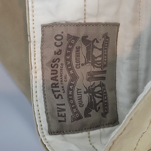 Levi's chinos - Picture 5 of 7